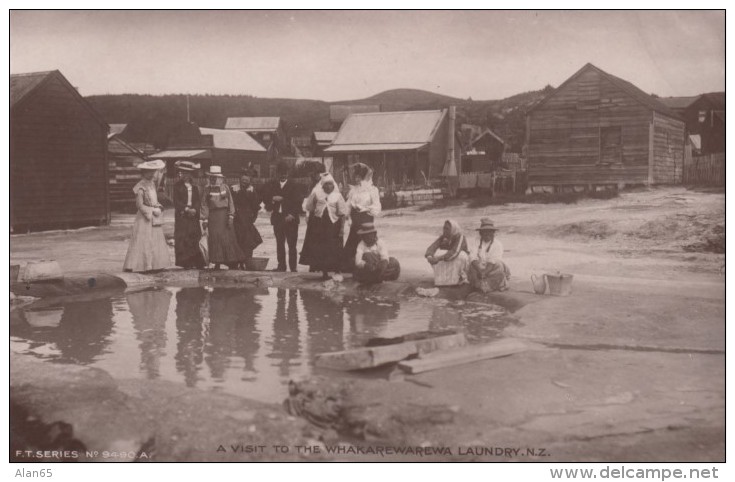 Whakarewarewa New Zealand, Laundry Hole  C1900s Vintage John Hay Nelson NZ Postcard - Nouvelle-Zélande