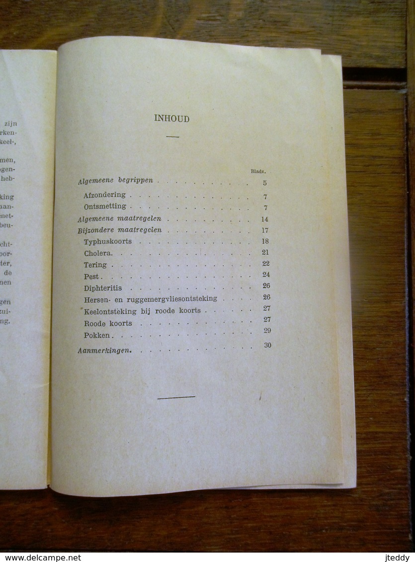 Boek  ONTSMETTEN .... Der OVERDRAAGBARE  ZIEKTEN     1912 - Autres & Non Classés