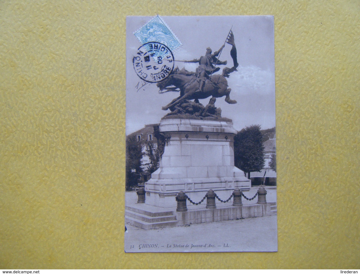 CHINON. La Statue De Jeanne D'Arc Par Jules Roulleau. - Chinon