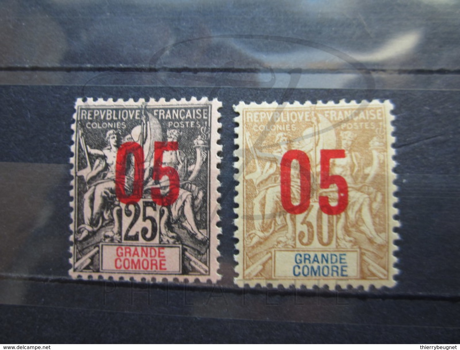 VEND BEAUX TIMBRES DE GRANDE COMORE N° 24 + 25 , X !!! - Neufs