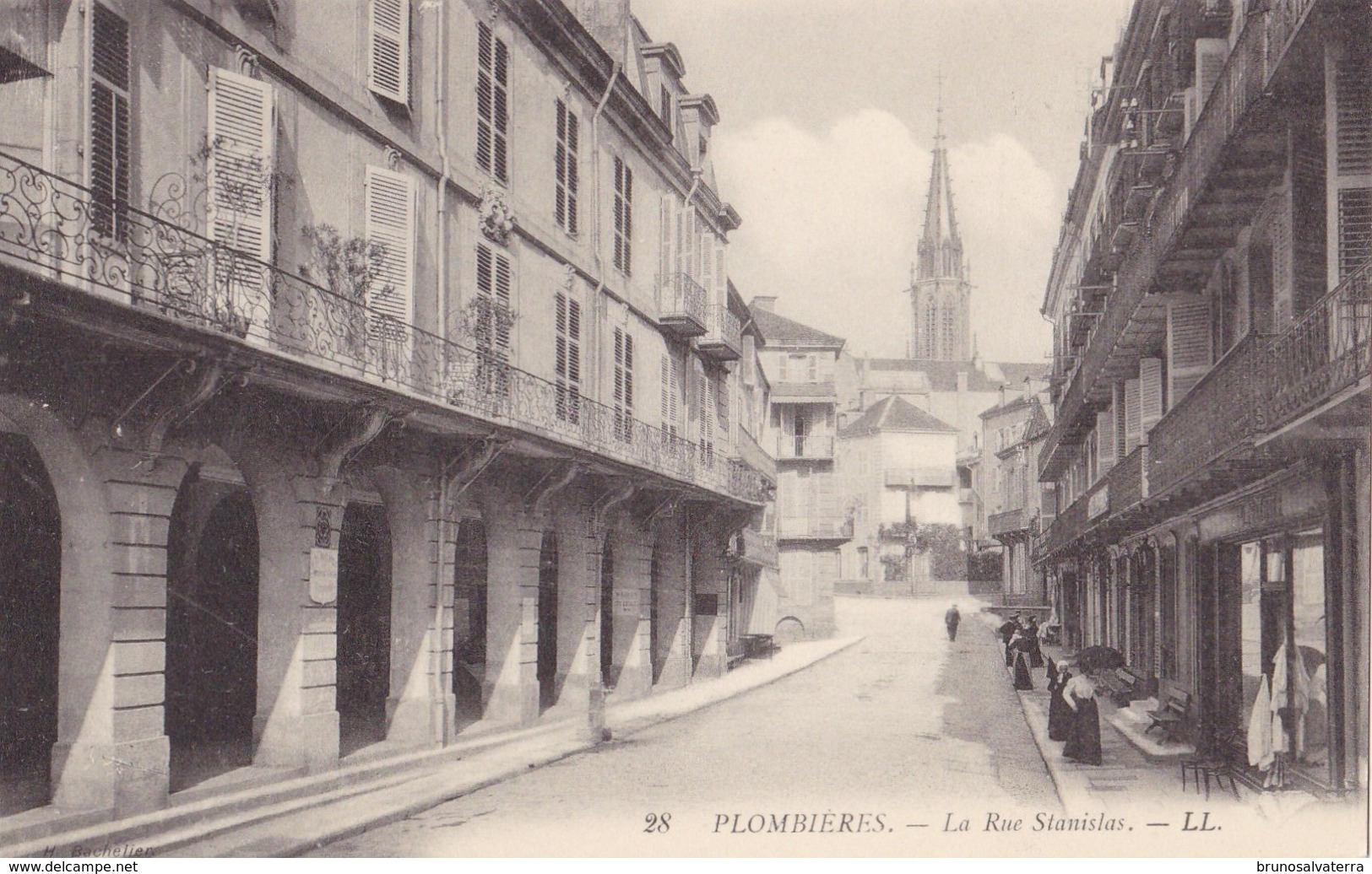 PLOMBIERES LES BAINS - La Rue Stanislas - Plombieres Les Bains