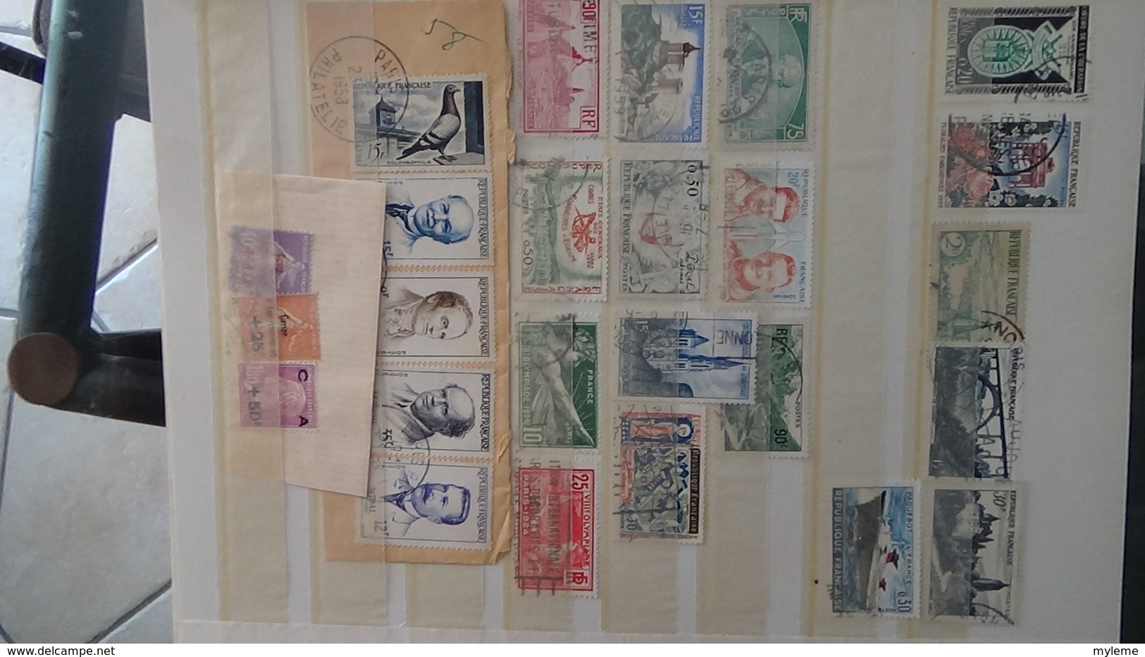 Collection France oblitéré dont carnets croix rouge de 1954 + CA. PORT OFFERT DES 50 EUROS D'ACHATS. Voir commentaires