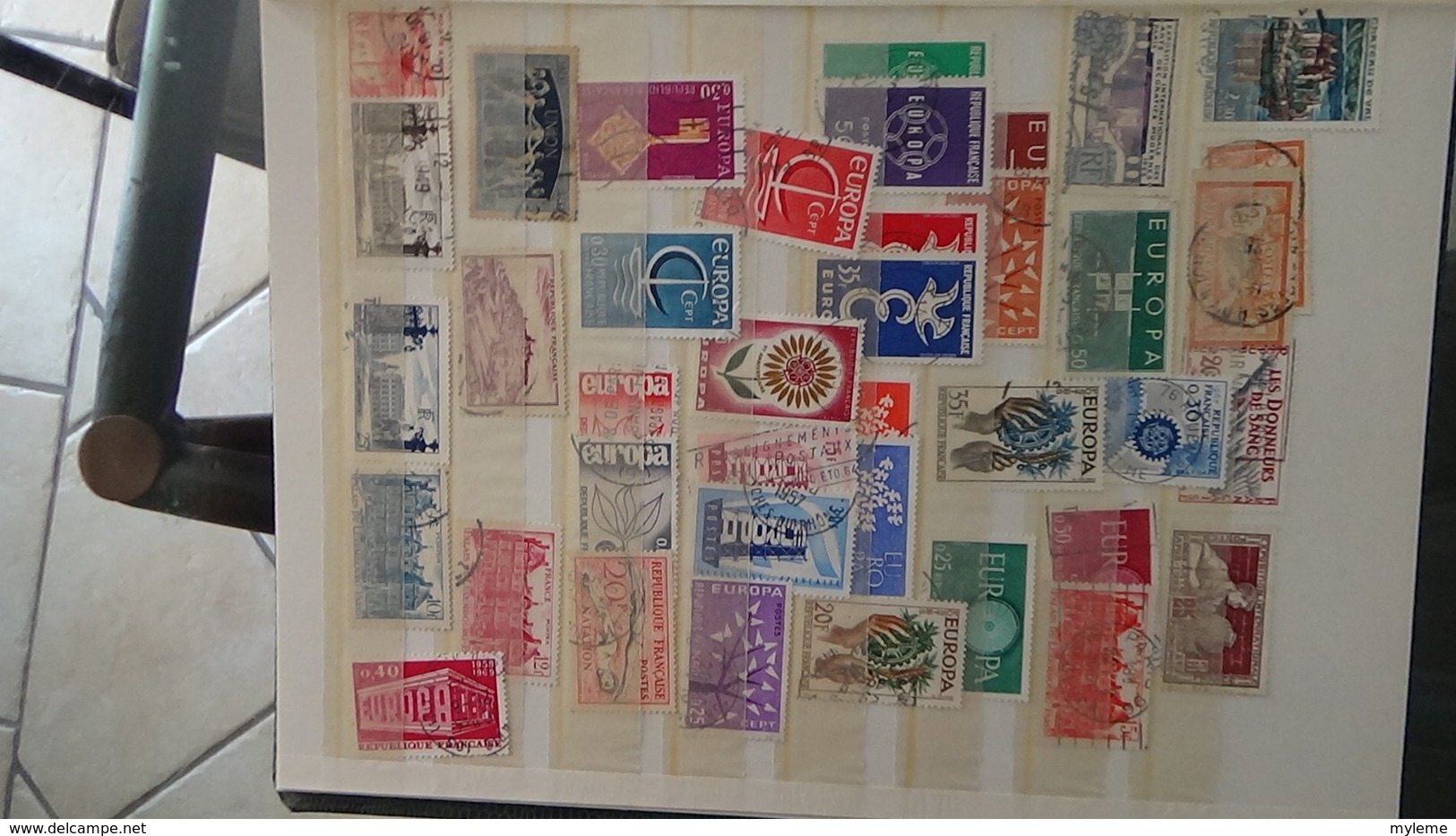 Collection France oblitéré dont carnets croix rouge de 1954 + CA. PORT OFFERT DES 50 EUROS D'ACHATS. Voir commentaires