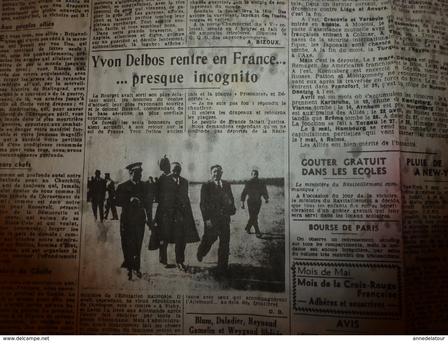 1945 :rare journal double "non coupé" après impression-->  2 éditions RESISTANCE (8 mai) et LIBERATION (8 mai)