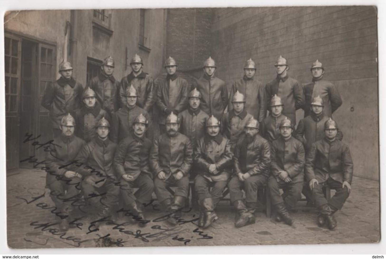 Carte Photo Sapeur Pompier De Paris 22 Pompiers Veste Cuir Et Casque 1926 - Feuerwehr