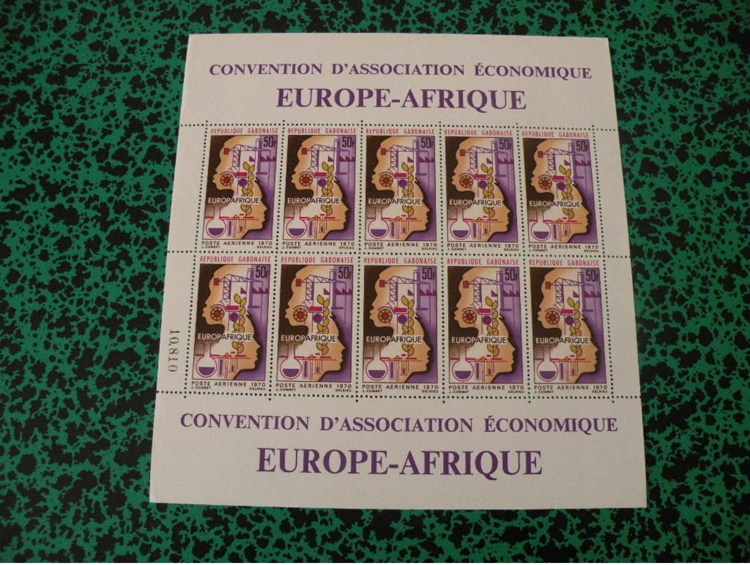 Feuille Neuf Poste Aérienne - Gabon - Europe-Afrique - 50F CFA - Gabon (1960-...)