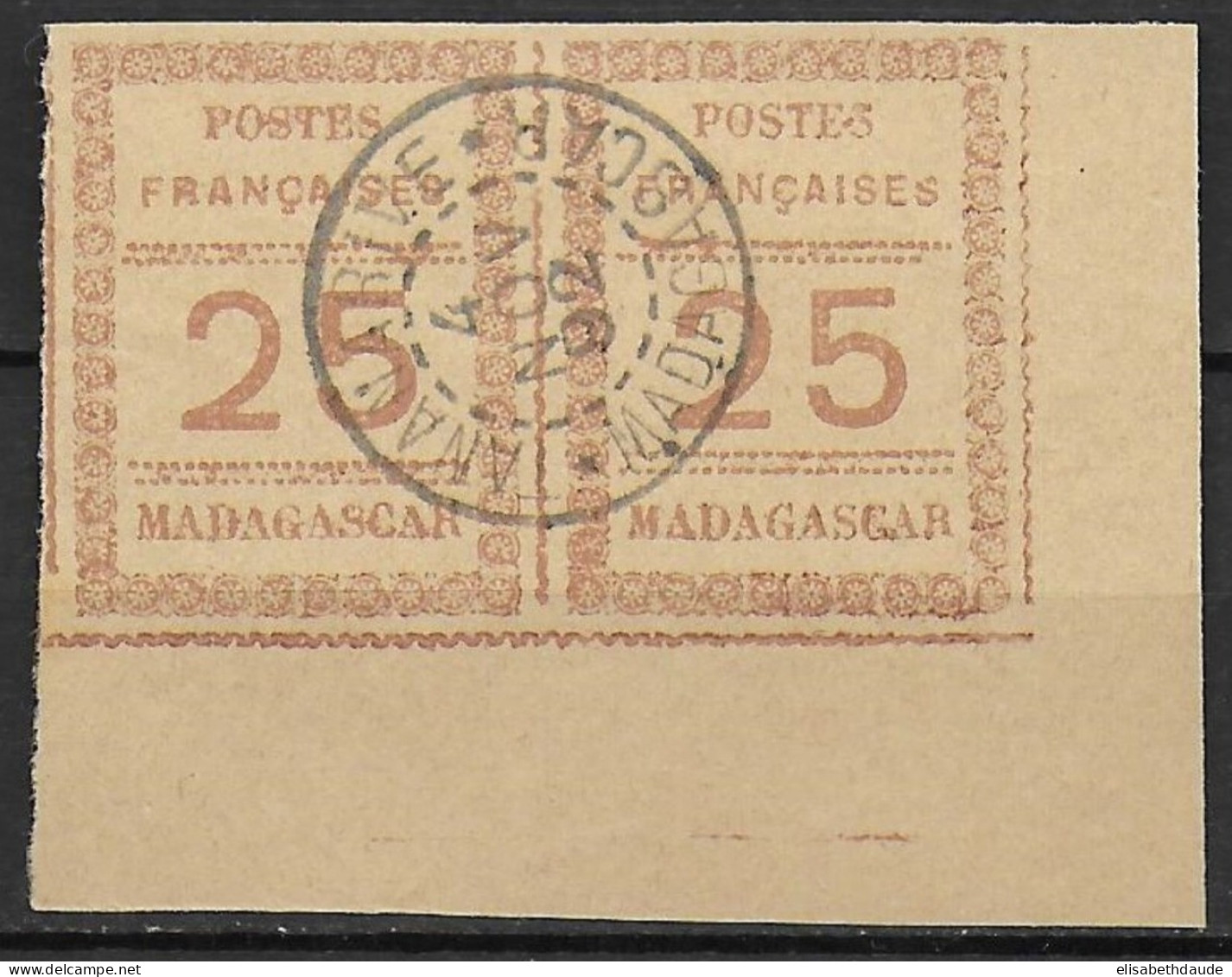 MADAGASCAR - 1892 - YT N°11 OBLITERE En PAIRE COIN DE FEUILLE - Usati