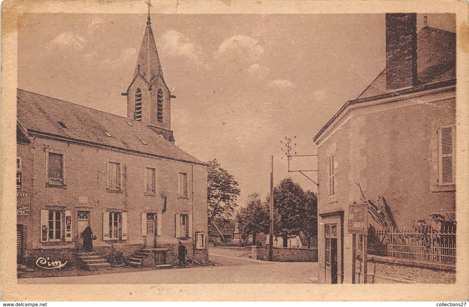 36-PERASSAY- CENTRE DU BOURG , ARRIVEE , ROUTE DE CHTEAUMEILLANT - Autres & Non Classés