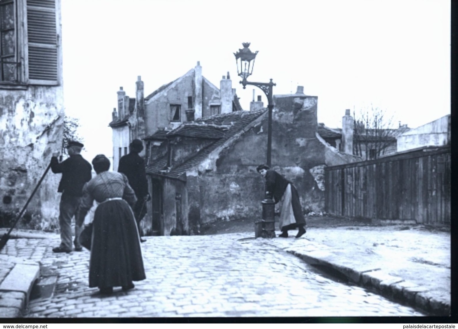 PARIS  1900 MONTMARTE  VERITABLE PHOTO REEDITION - Arrondissement: 18