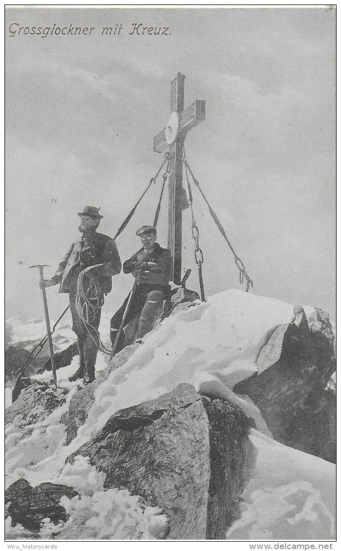 AK 0001  Grossglockner Mit Kreuz Und Bergsteiger - Verlag Würthle &amp; Sohn Um 1910 - Alpinismus, Bergsteigen