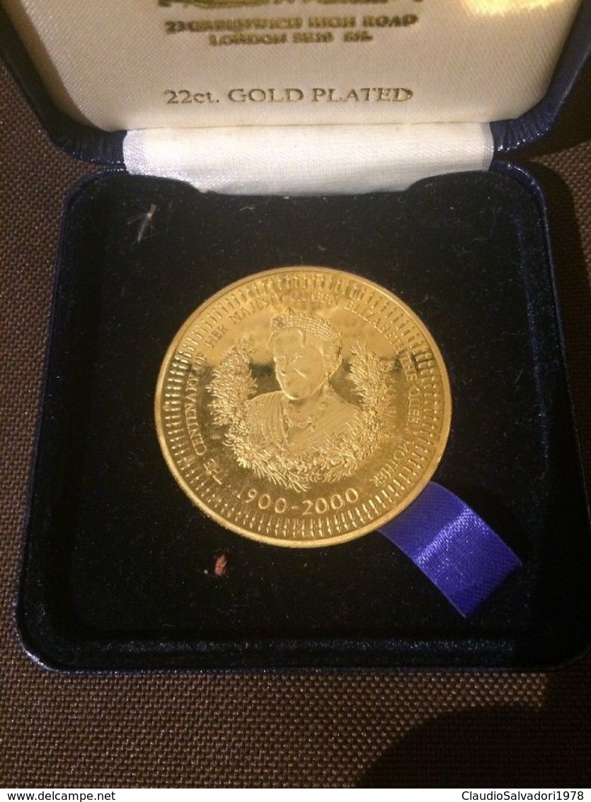 Medal Centenary Of Queen Mother Elizabeth 1900 - 2000 Clamis Castle Gold Plated - Monarquía/ Nobleza