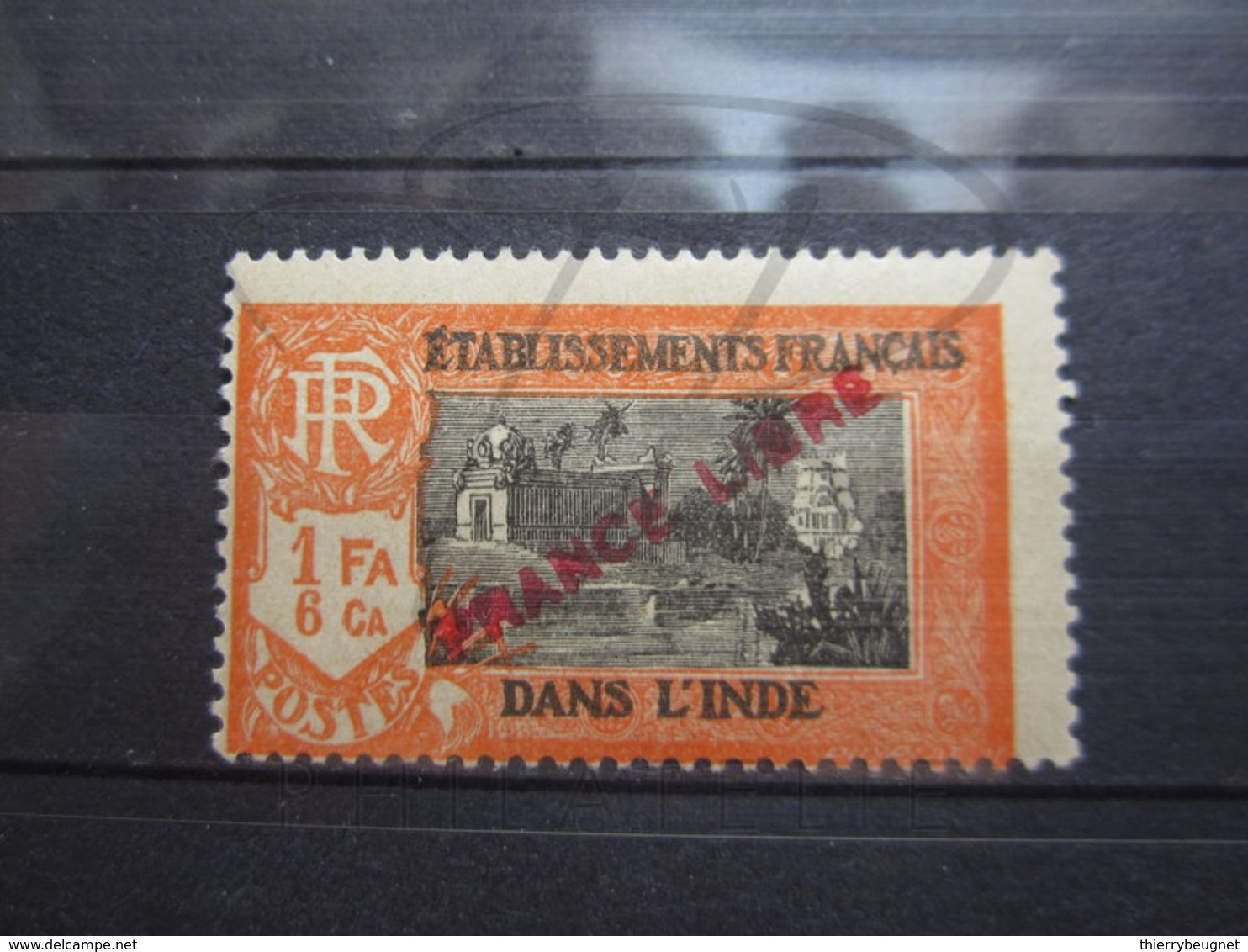 VEND BEAU TIMBRE D ' INDE N° 142 , X !!! - Neufs