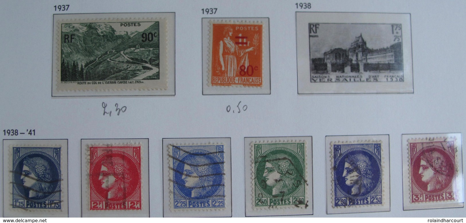 LOT R1595 - COLLECTION de FRANCE (AUCUNE CHARNIERE) en 4 ALBUMS de 245 pages - ENORME COTE : 15000,00 &euro; environ