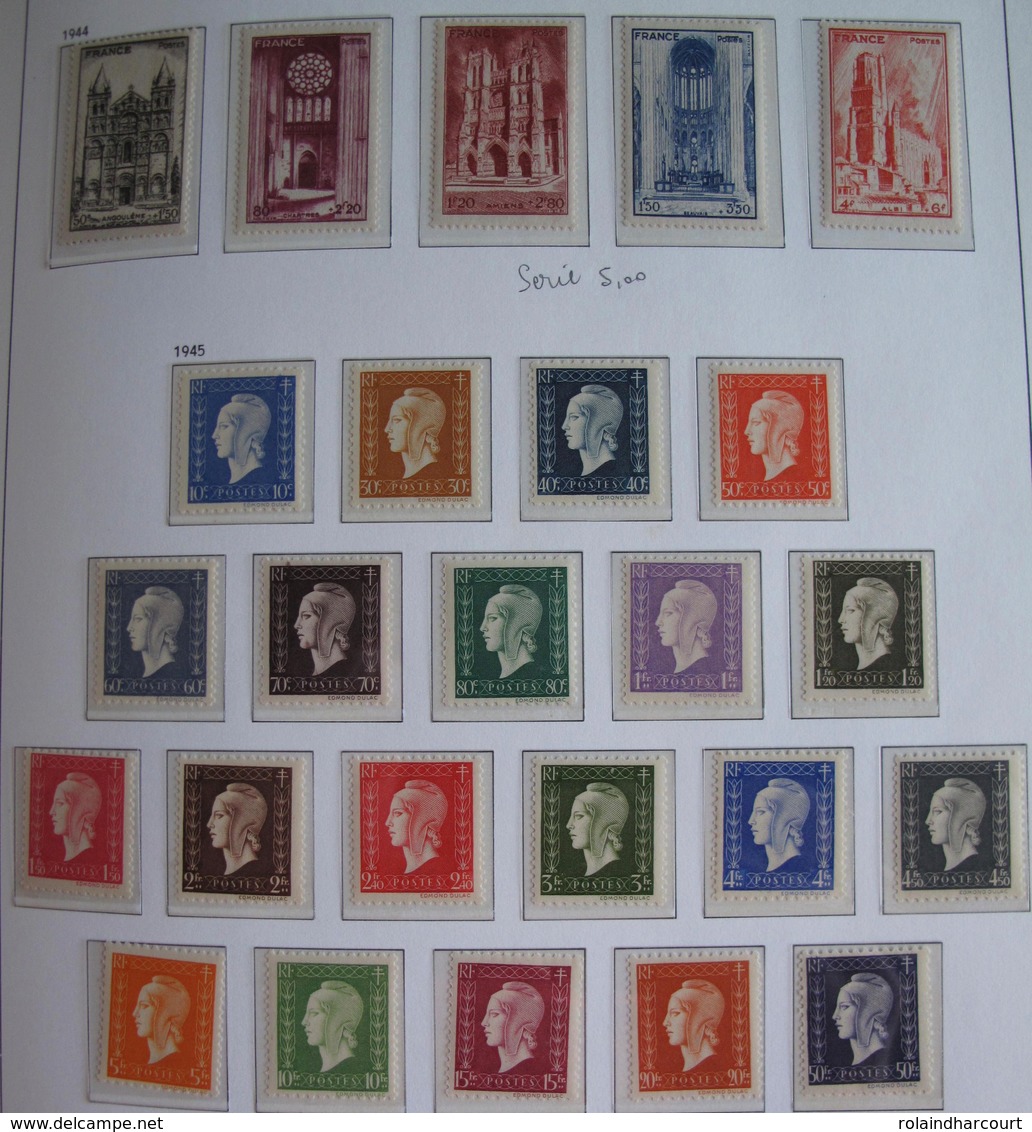 LOT R1595 - COLLECTION de FRANCE (AUCUNE CHARNIERE) en 4 ALBUMS de 245 pages - ENORME COTE : 15000,00 &euro; environ