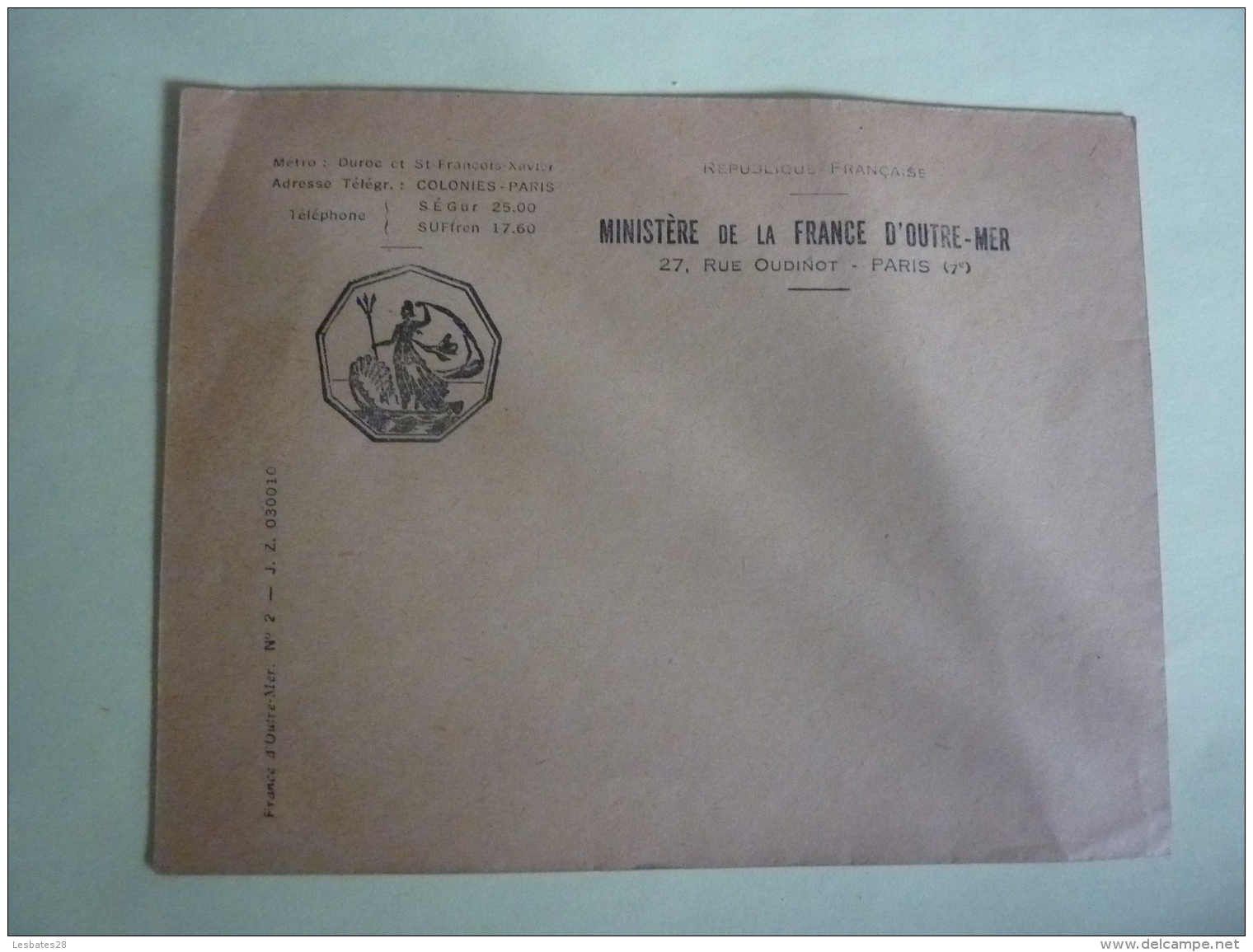 Ministère De La France D'Outre-Mer, Enveloppe Avec  Emblème "Logo" Class 3 - Documents Historiques