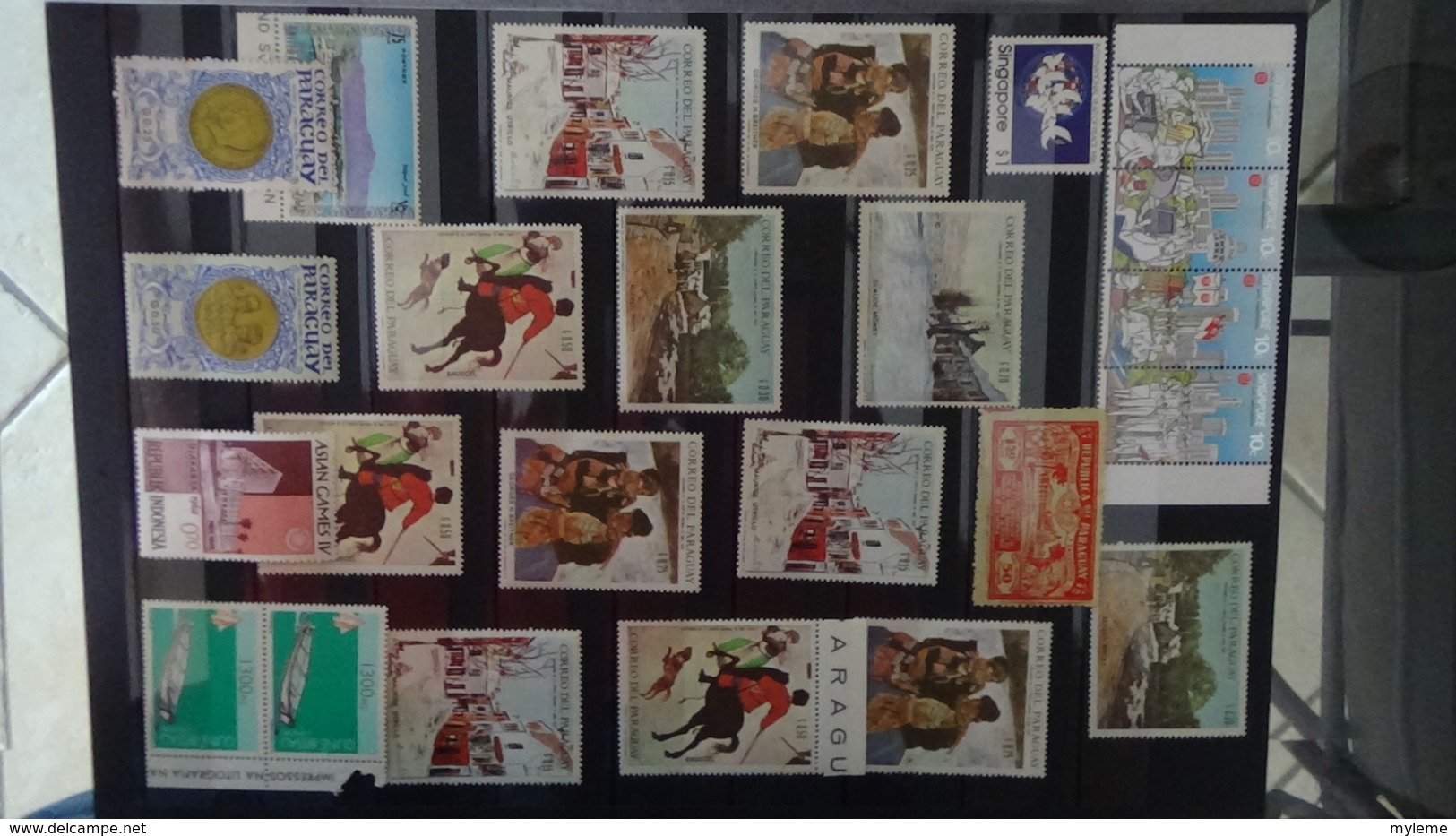 Collection de timbres et blocs ** du MONDE. PORT OFFERT DES 50 EUROS D'ACHATS. Voir commentaires