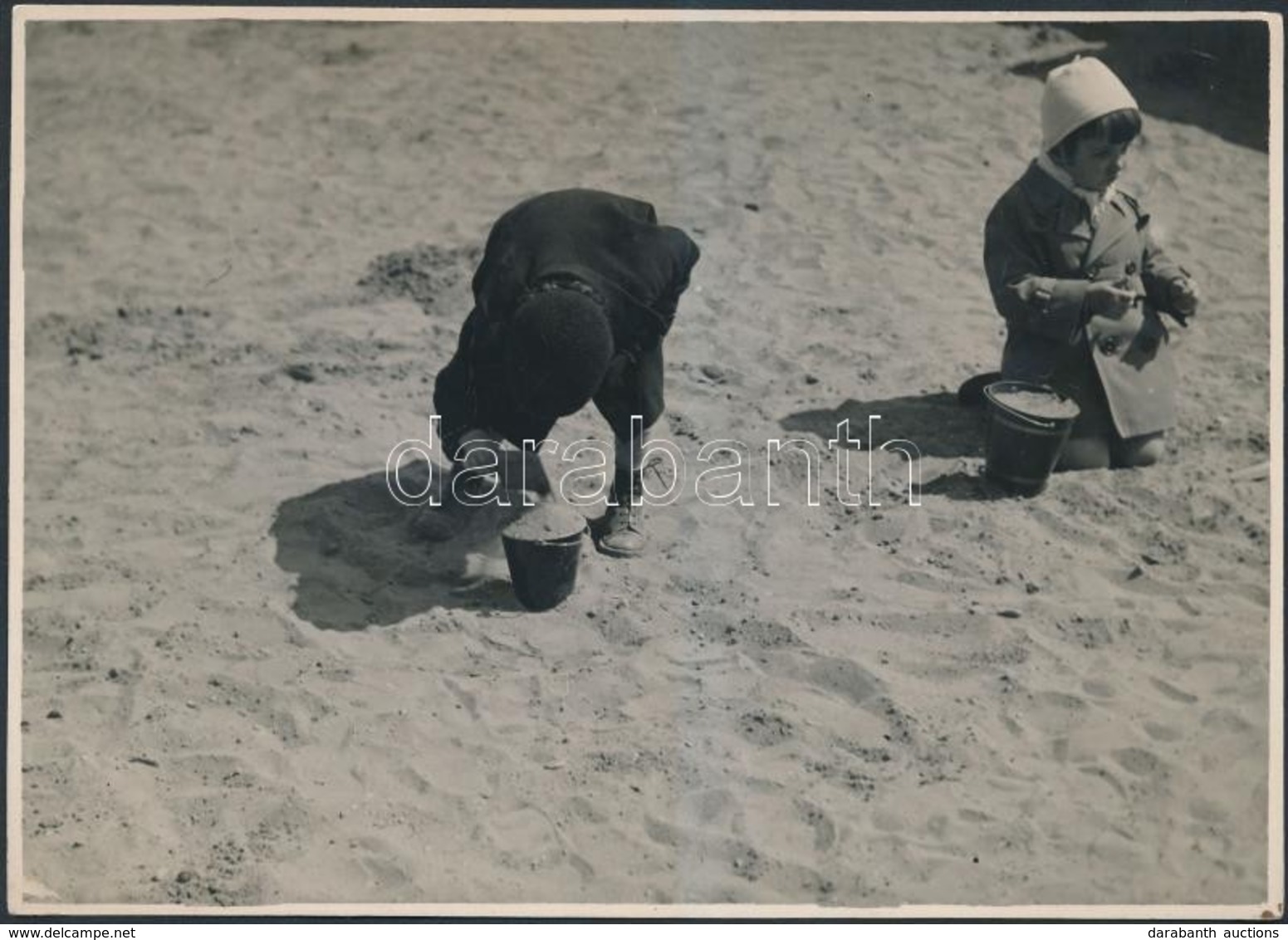 Cca 1941 Gaál Margit: Játszótéren, Jelzetlen Vintage Fotó A Szerz? Hagyatékából, 12x18 Cm - Other & Unclassified