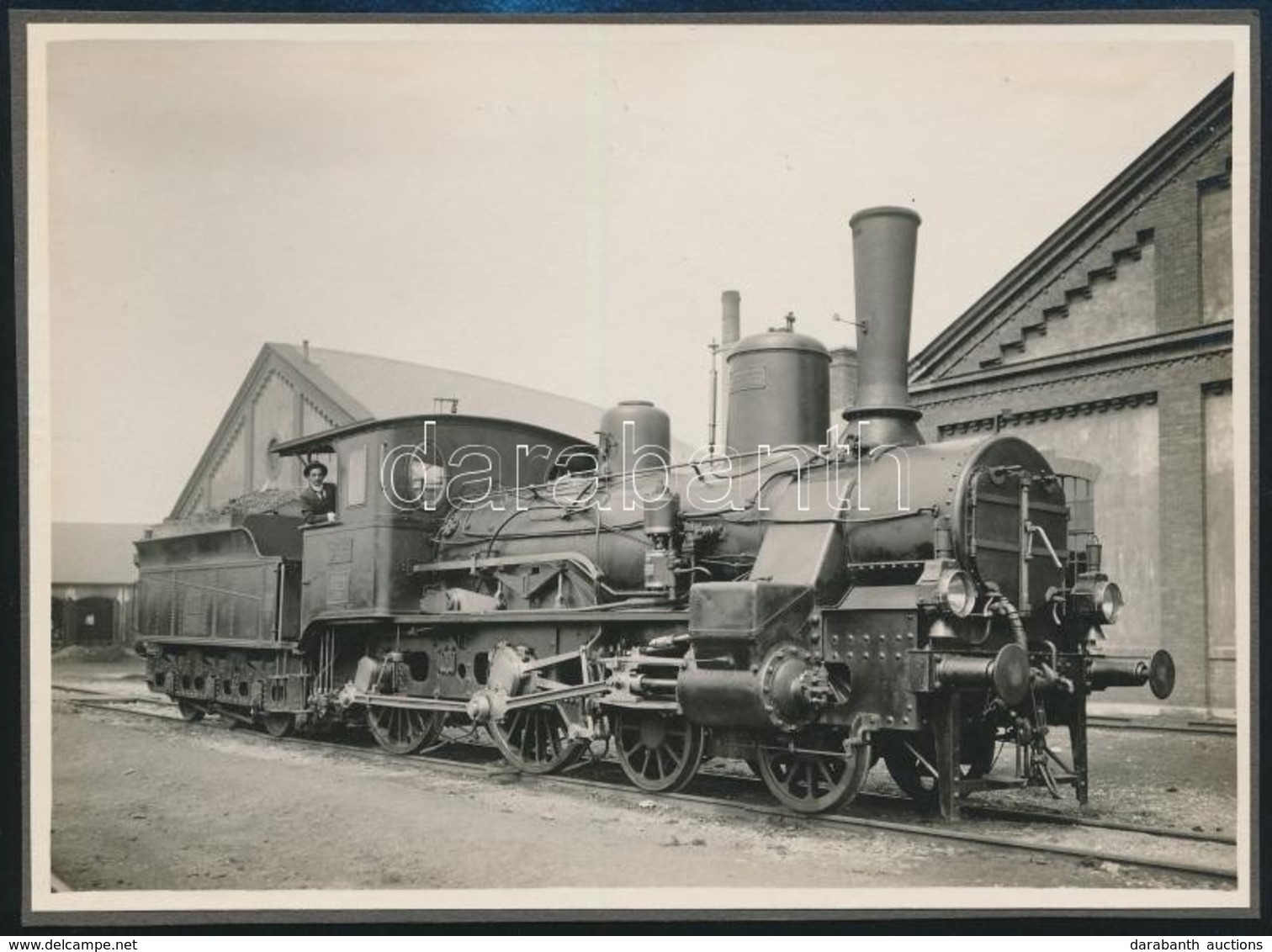 Cca 1920-1930 MÁV 222 Sorozatú Gyorsvonati Mozdony, Albumlapra Ragasztott Fotó, 12×17 Cm / Locomotive - Other & Unclassified