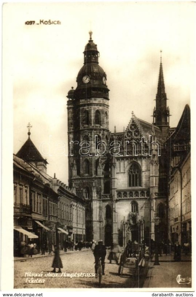 ** T1 Kassa, Kosice; Hlavna Ulica / Hauptstrasse / F? Utca, Templom / Main Street, Church - Unclassified