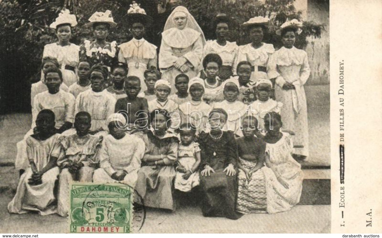 * T1/T2 Dahomey, Ecole De Filles / Girl School - Non Classificati