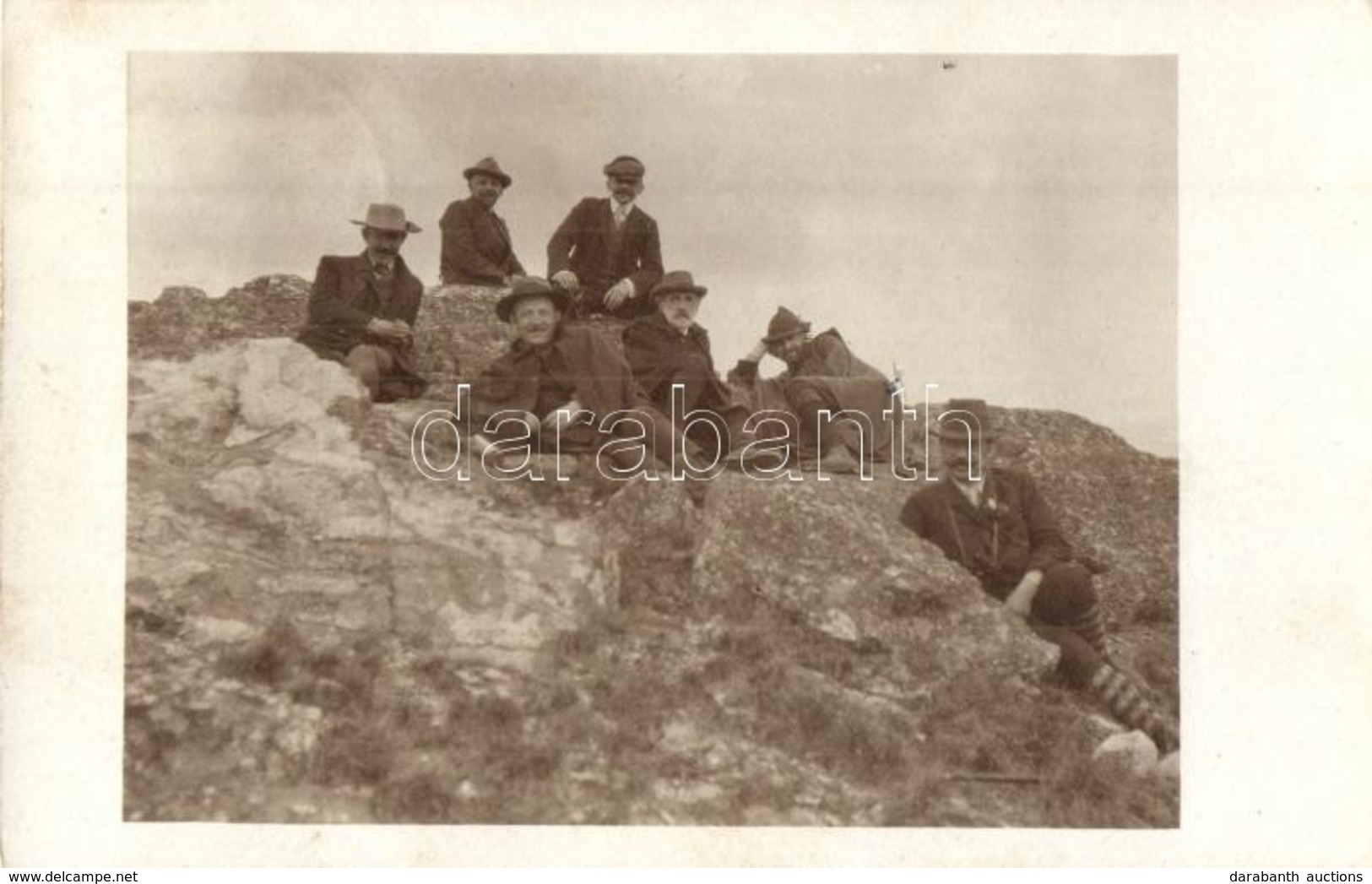 T2/T3 1908 Cerná Hora, Kirándulók A Hegycsúcson / Hikers At The Mountain Peak. Photo (EK) - Unclassified