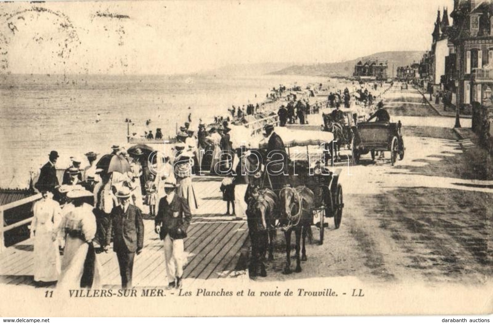 T2/T3 Villers-sur-Mer. Les Planches Et La Route De Trouville / Beach, Street View, Horse-drawn Carriage (EK) - Non Classés