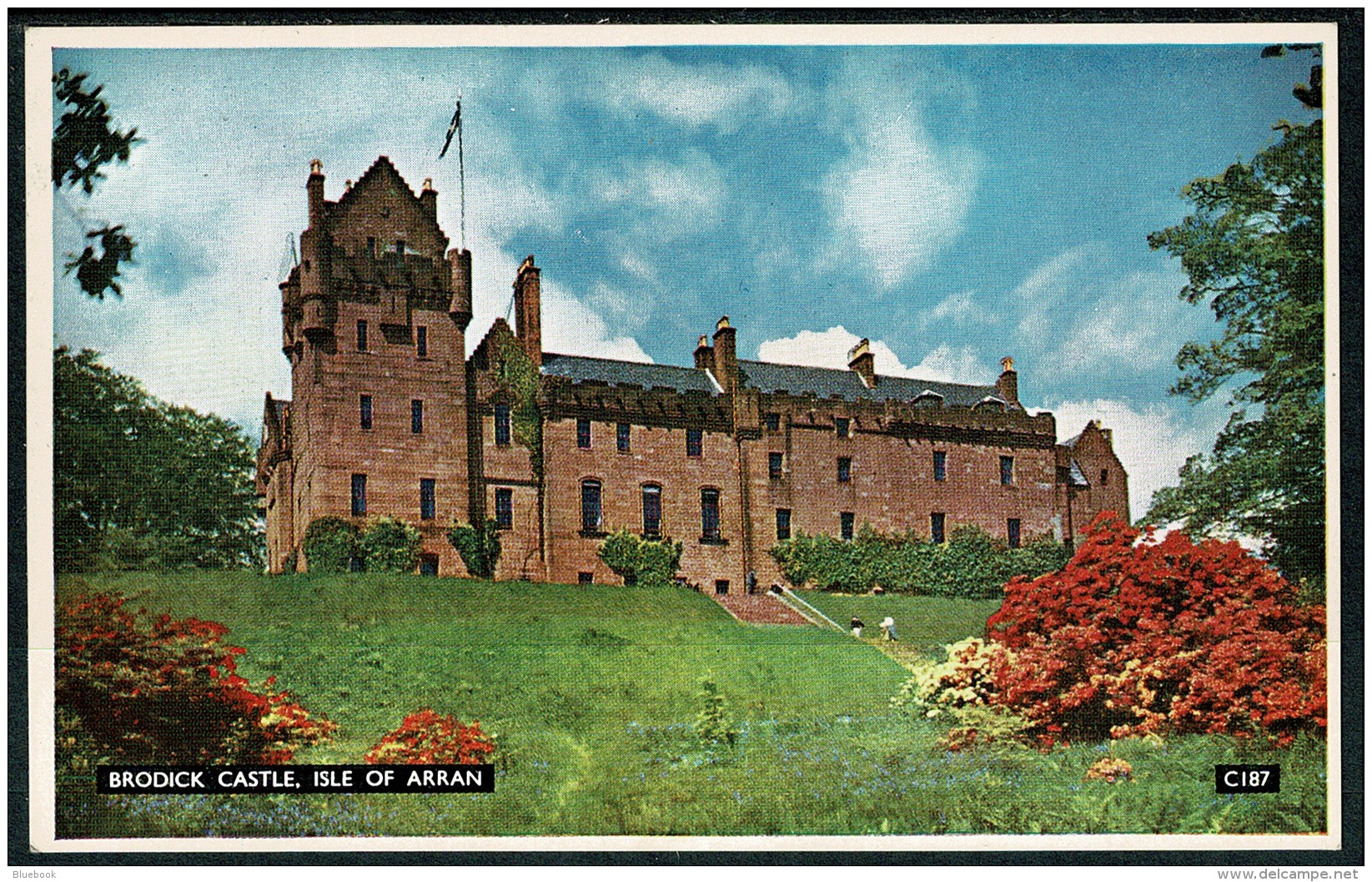RB 1211 - Postcard - Brodick Castle - Isle Of Arran Scotland - Argyllshire