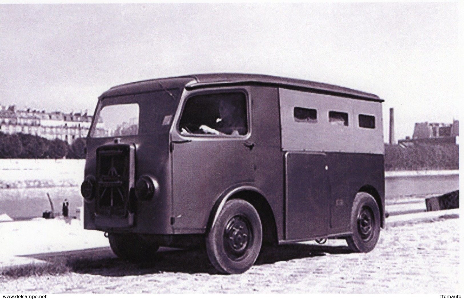 Camionette Citroen 'Le TUB' Type H - Véhicule Utilitaire De 1939     -  15x10 PHOTO - Camions & Poids Lourds