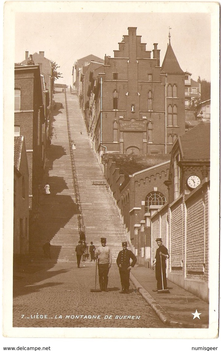 LIÈGE     ----   La Montagne De Bueren - Liege