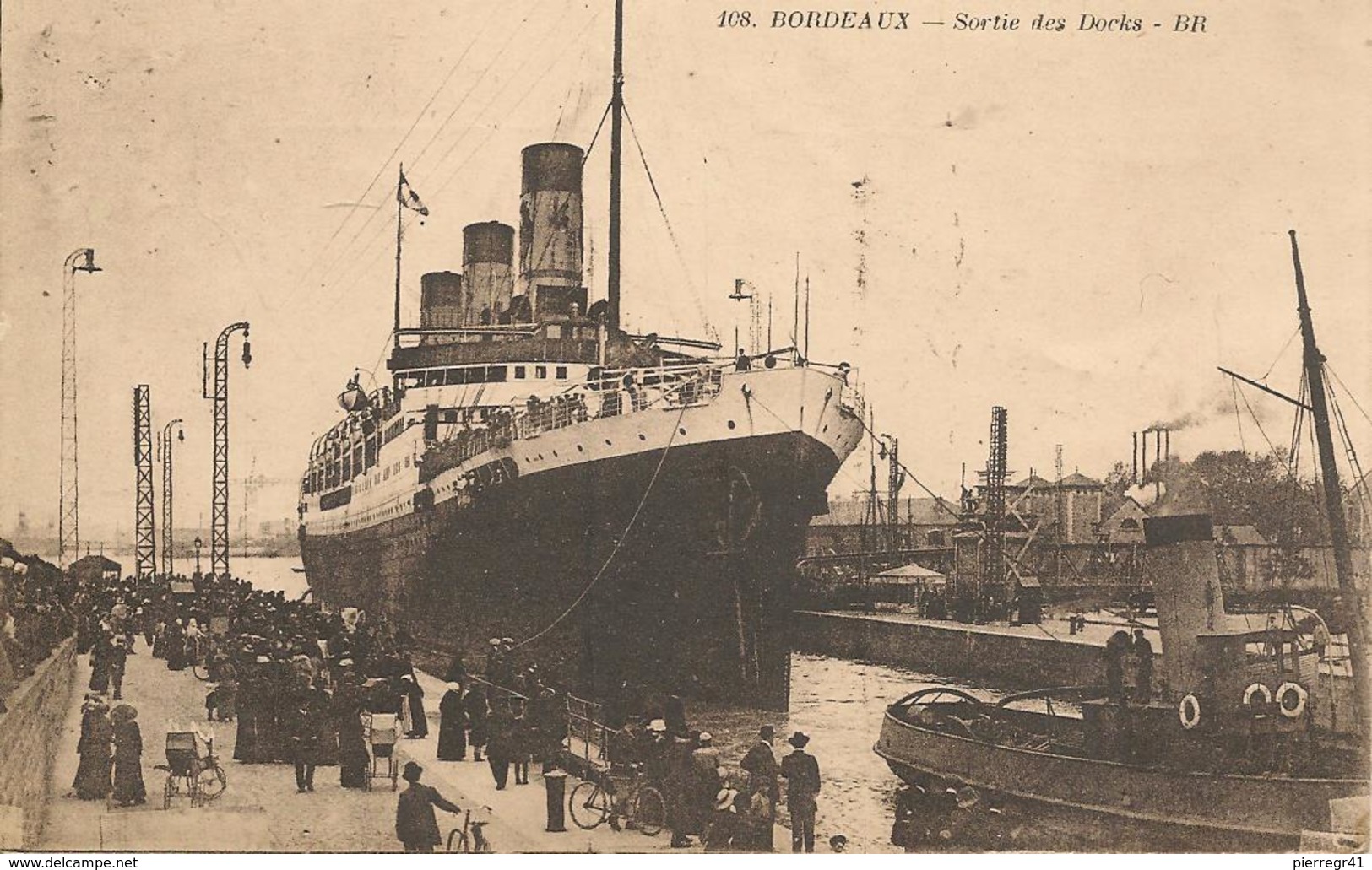 CPA-1920-BORDEAUX-PAQUEBOT -LUTETIA-Cie Navale Sud Atlantique-Sortie Des Docks-TBE-RARE - Piroscafi
