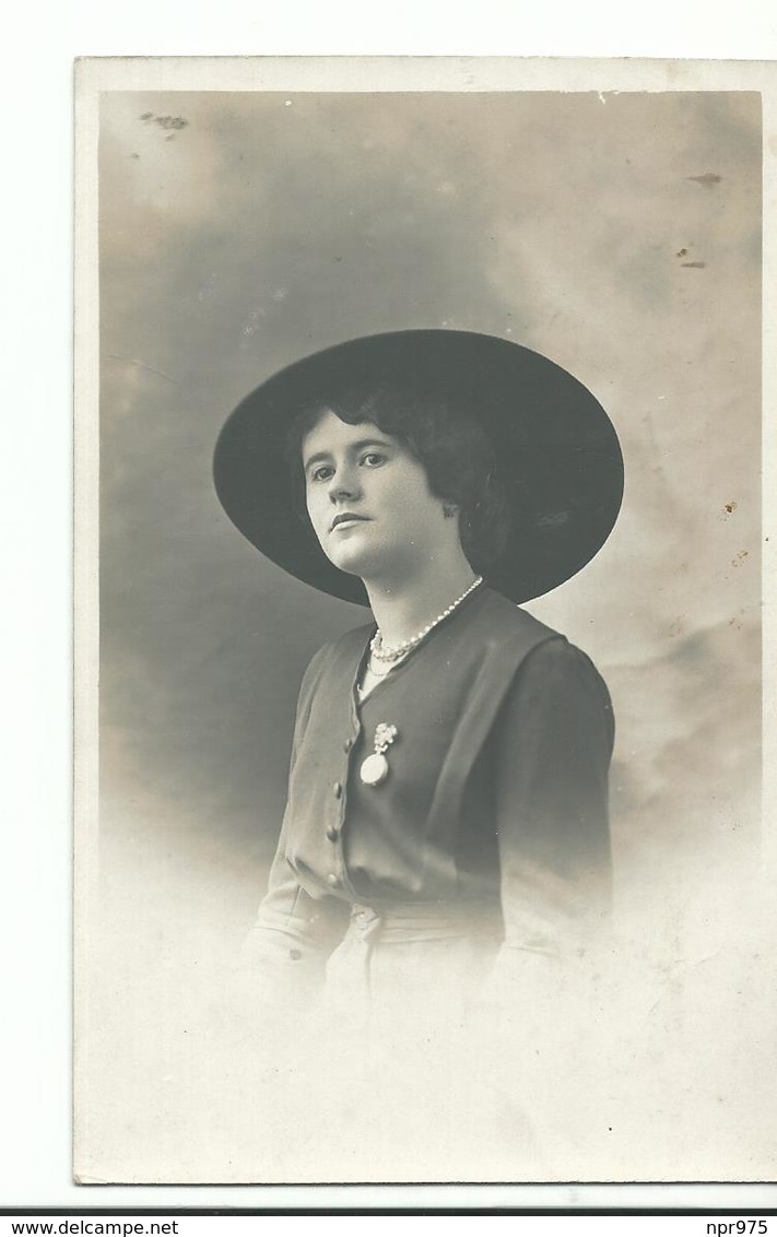 Habit Mode Des Chapeaux  1920 - Genealogie