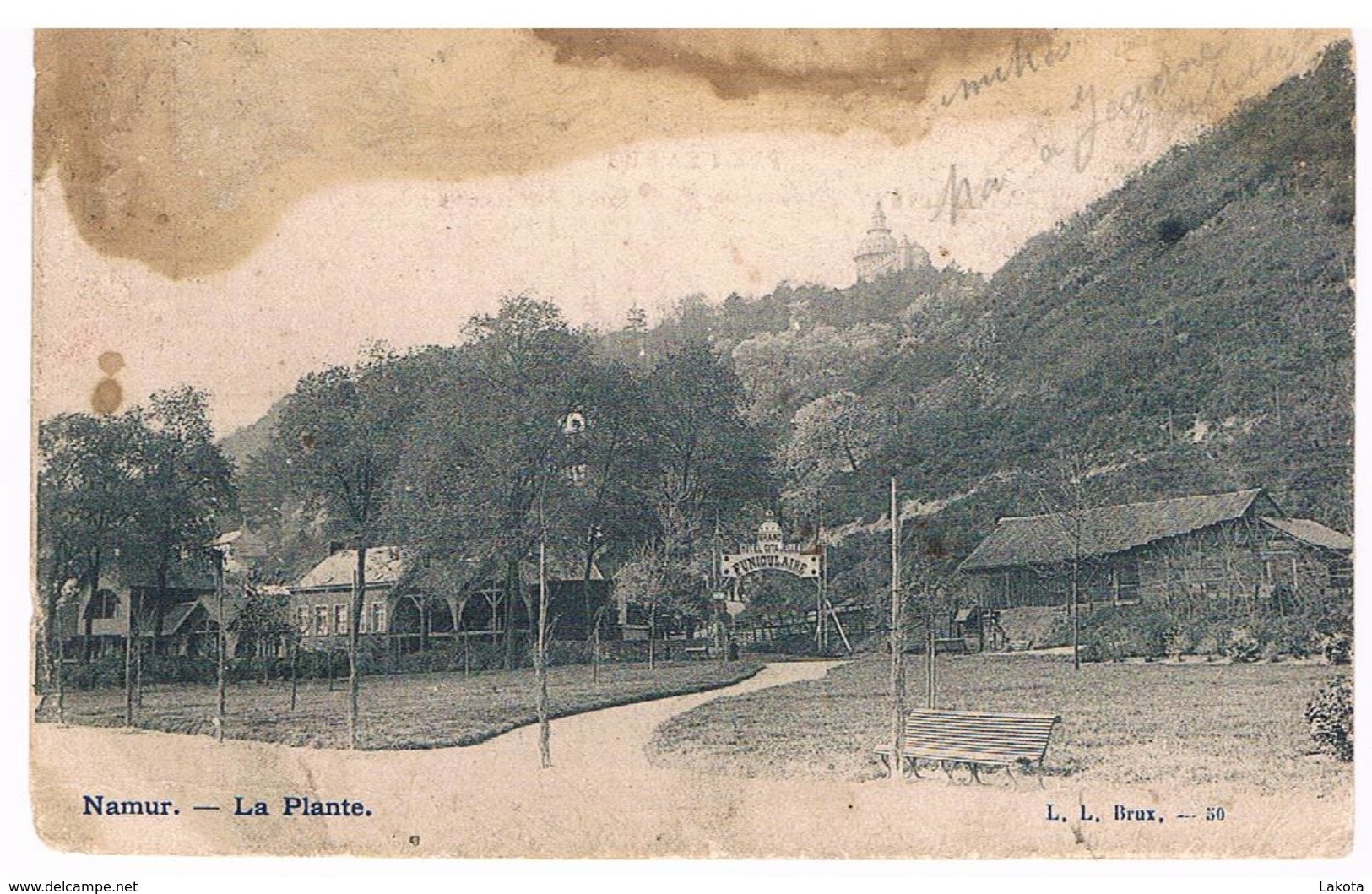 CPA Dos Non Divisé : NAMUR La Plante - Entrée Du Funiculaire - Namur