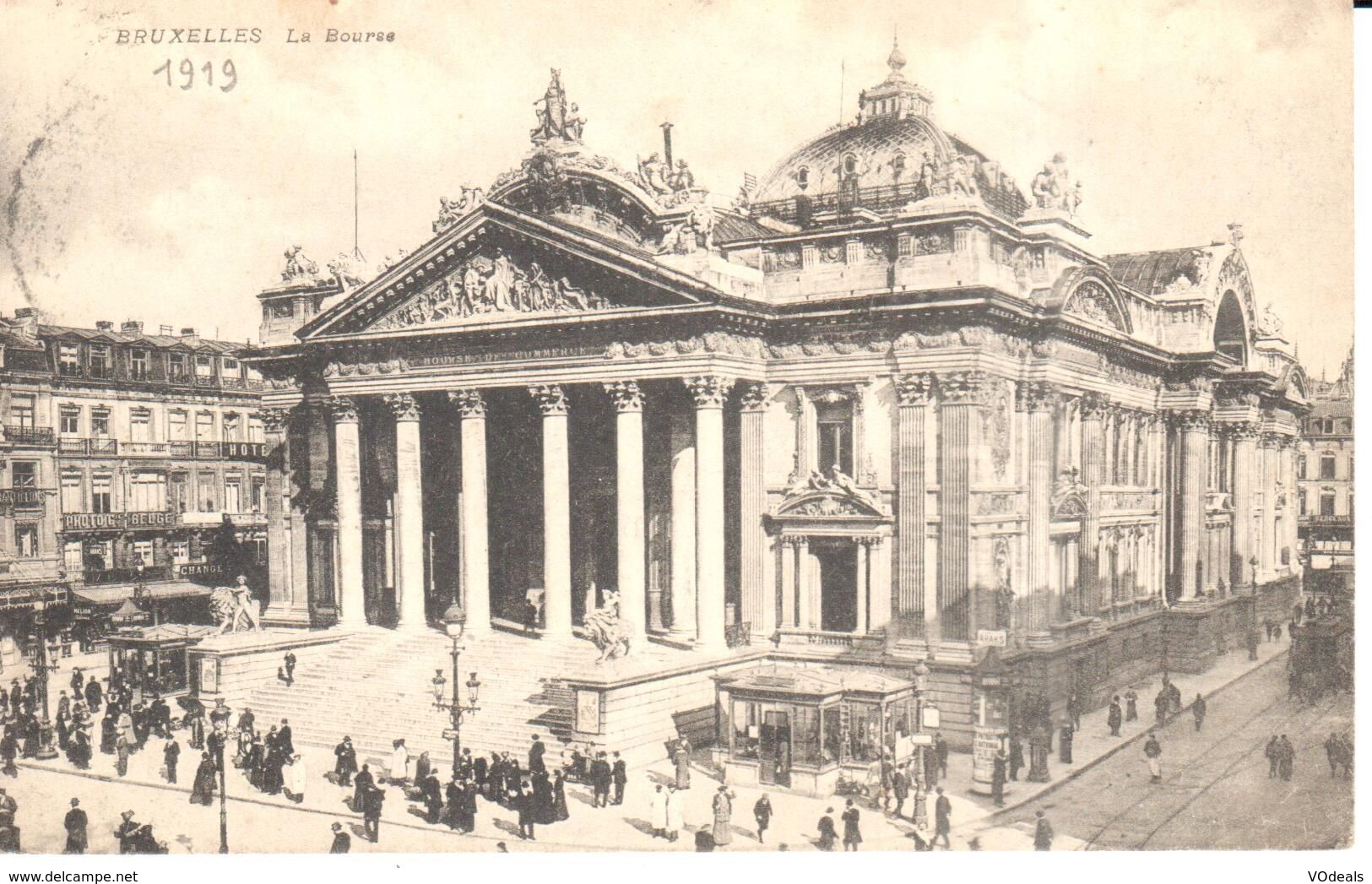 Bruxelles - Brussel - La Bourse - Monuments