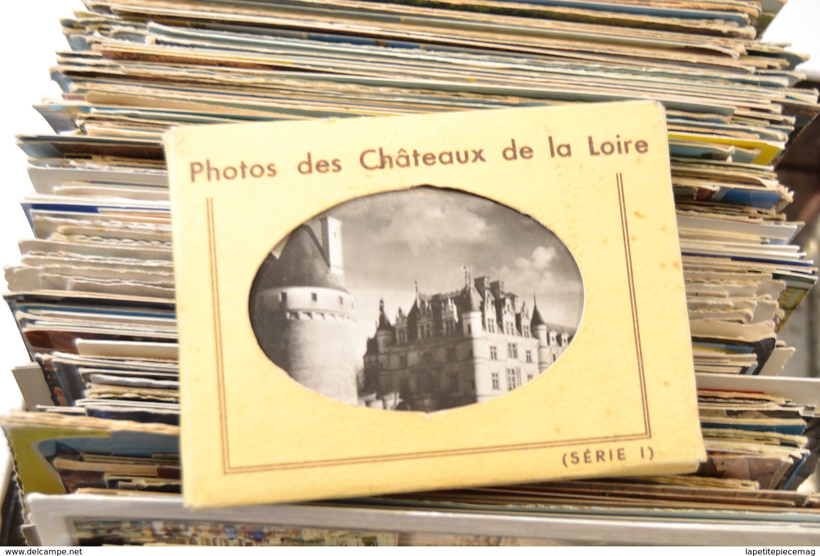 Lot de 2kg de cartes postales à trier + photos fête du citron Menton 1994, carnet Chateaux de la Loire