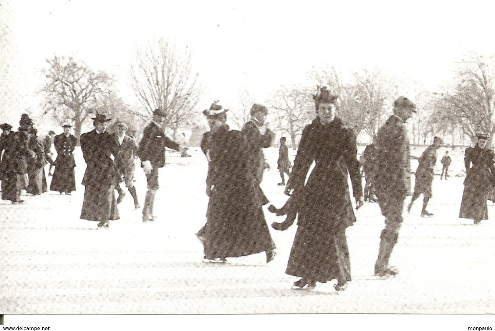 Angleterre. CPM. Gloucesterhire. Cheltenham. Patineur Sur Le Lac Pittville (1895) (Skaters On Pittville Lake) (Repro) - Cheltenham