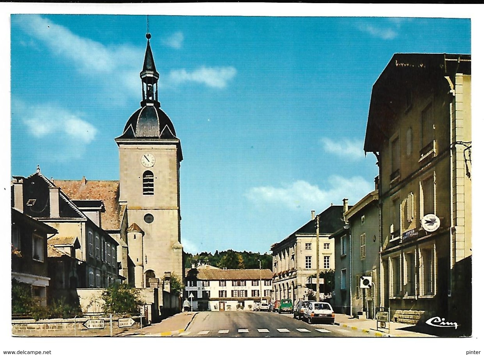 DOULAINCOURT - La Grande Rue - Doulaincourt