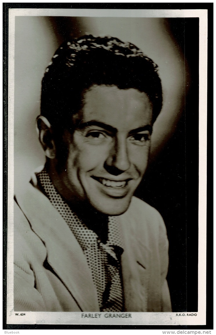 RB 1215 - Real Photo Picturegoer Card - Farley Granger USA Actor For Alfred Hitchcock - Artistas