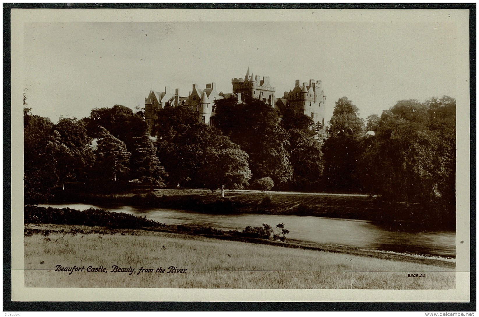 RB 1214 - Early Real Photo Postcard - Beaufort Castle - Beauly Inverness-shire Scotland - Inverness-shire