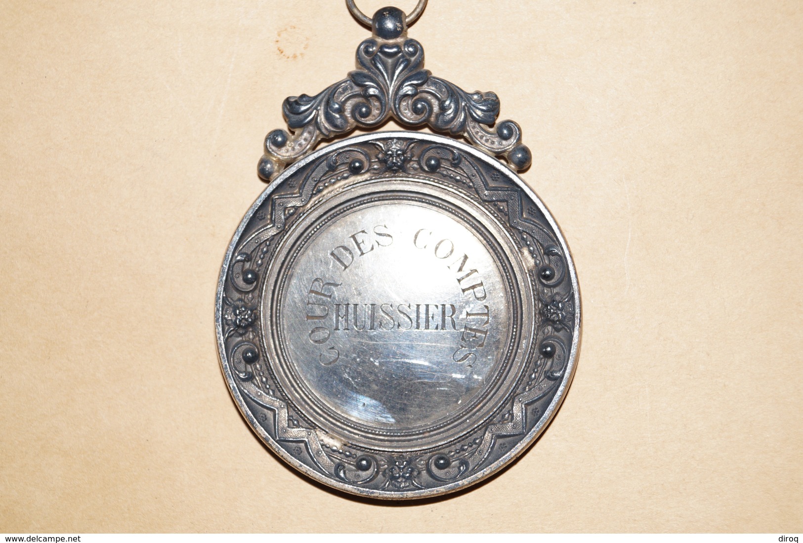 Huissier De La Cour Des Comptes,médaille Avec Chaine ,originale,RARE Pour Collection,diam. 70 Mm. - Autres & Non Classés