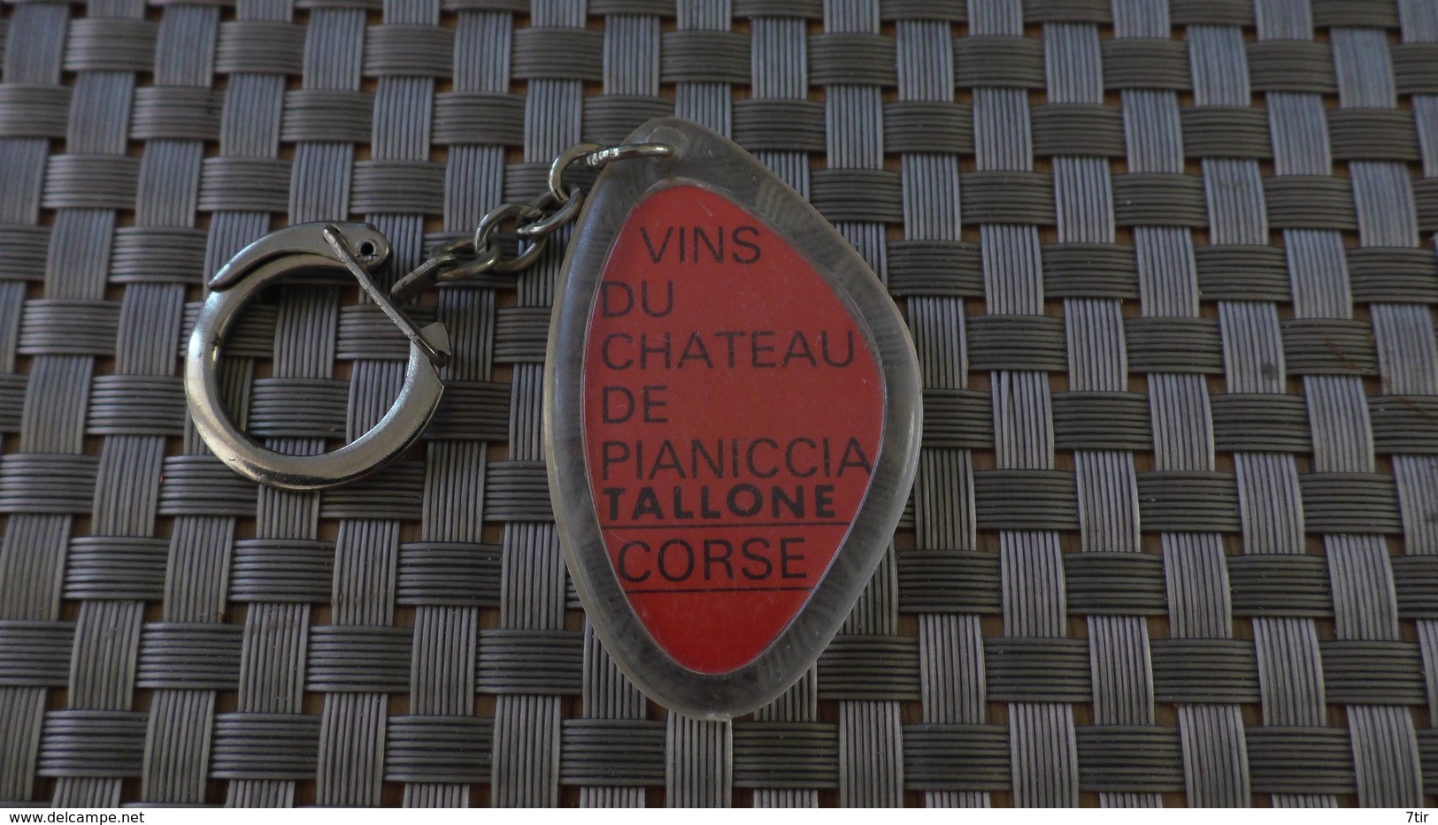 PORTE CLEF CORSE VINS DU CHATEAU DE PIANICCIA TALLONE - Key-rings