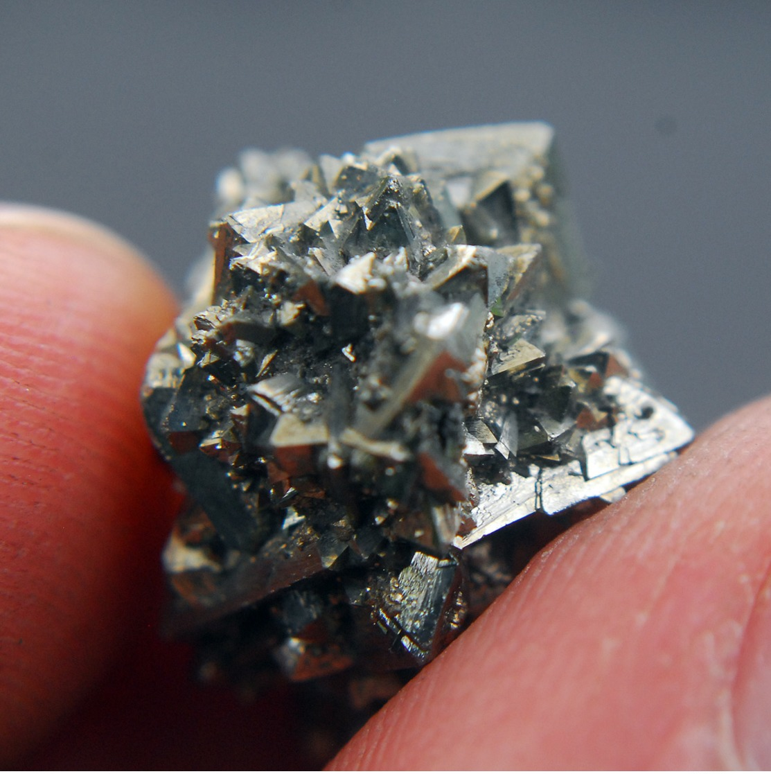 Cluster de sperkise (marcassite) - Speerkies (marcasite) cluster - 5.6g (28ct)