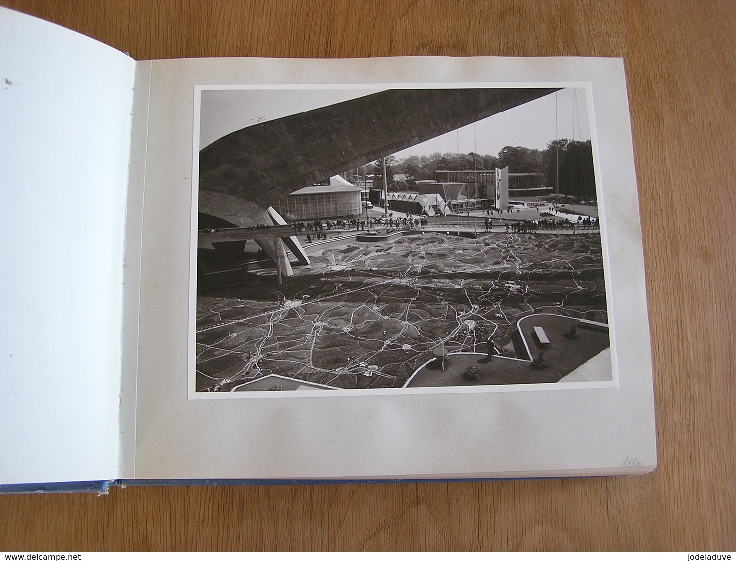 EXPO 58 Rare Album Photos Grandes Photographies 22,5 X 17,5 Atomium Construction Exposition Universelle 1958 Bruxelles - Lieux