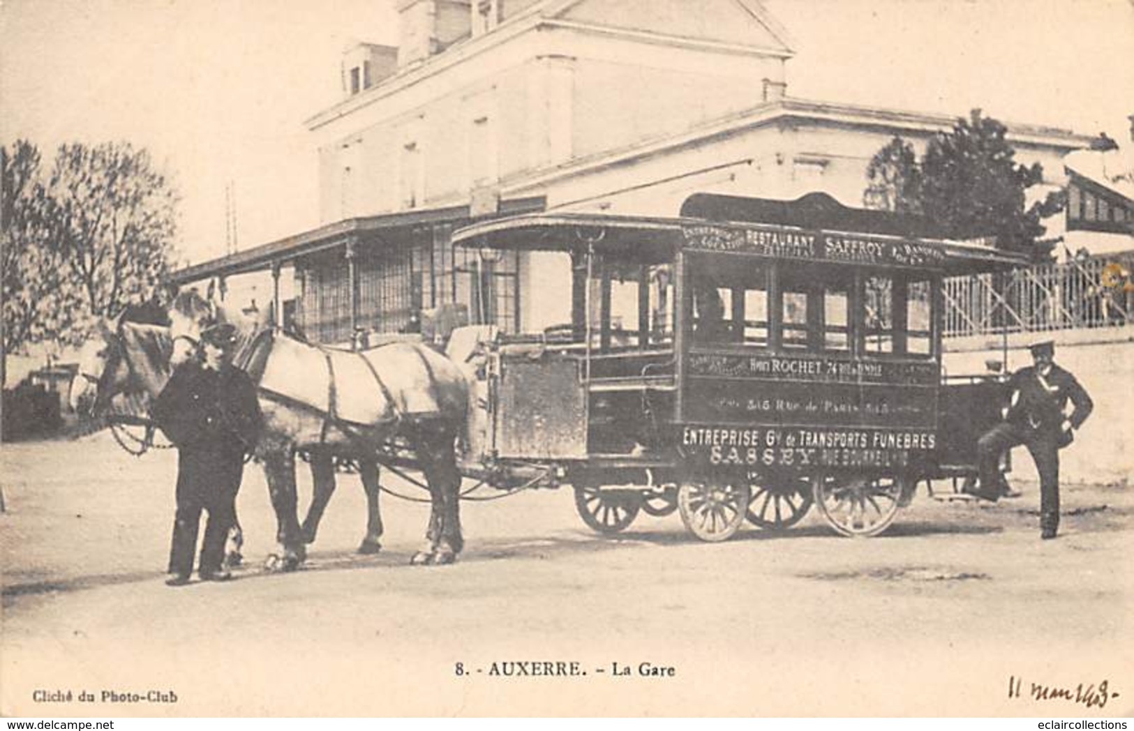 Auxerre   89    Attelage Hippomobile De Transports Funèbres        (voir Scan) - Auxerre