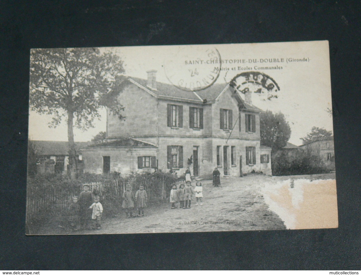 SAINT CHRISTOPHE DU DOUBLE    / ARDT   Libourne  1910 /   VUE MAIRIE  & ECOLE  ........  EDITEUR - Autres & Non Classés