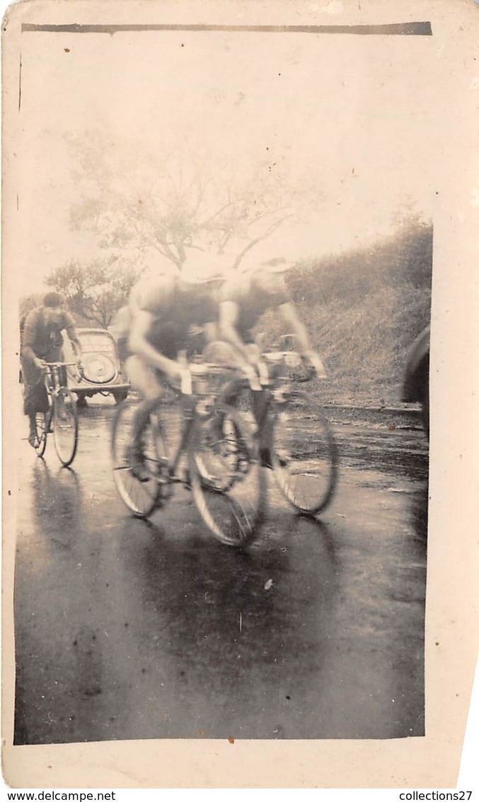 TOUR DE FRANCE- ETAPE LILLE-CHALEVILLE - DE PASSAGE A SAINTT-WAAST- LA VALLEE - LE 1 07 1937 - Cyclisme