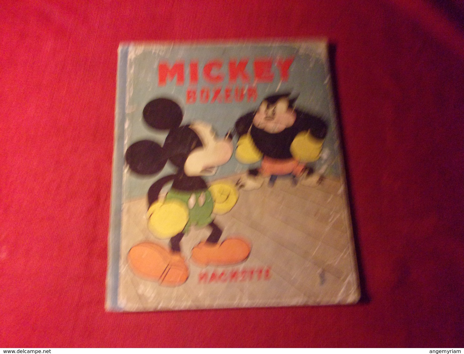 lot de livre ancien    mickey  bicot  felix le chat   un total de 8 livres