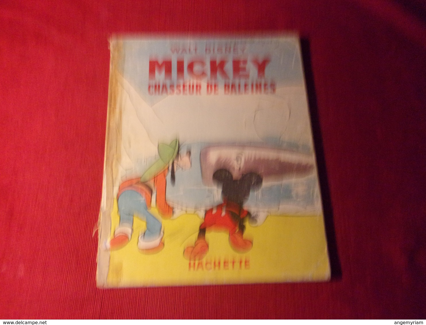 lot de livre ancien    mickey  bicot  felix le chat   un total de 8 livres