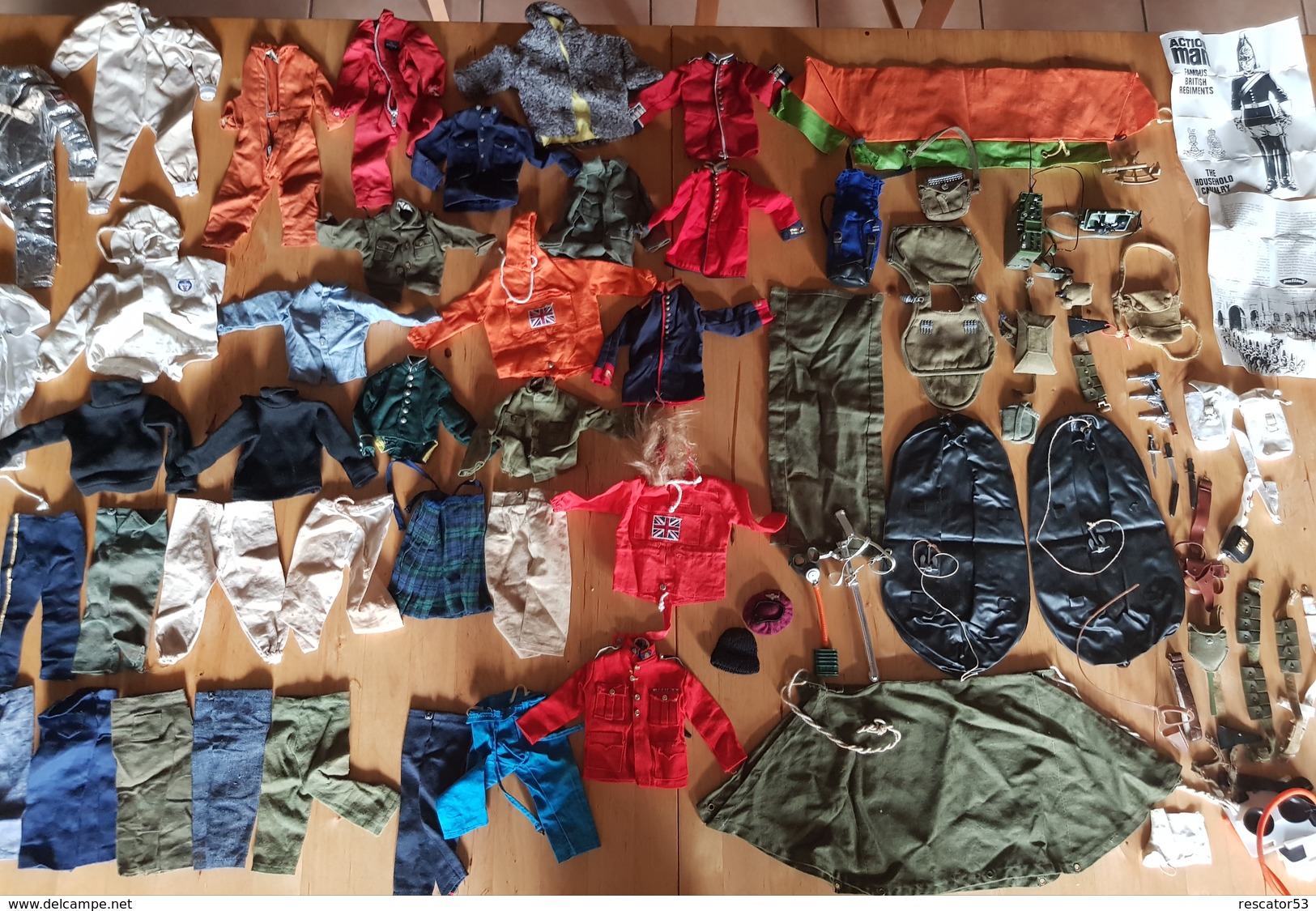 Très Rare Gros Lot De Vêtements Et Accessoires Action Man Palitoy Années 60-70 - Jouets Anciens