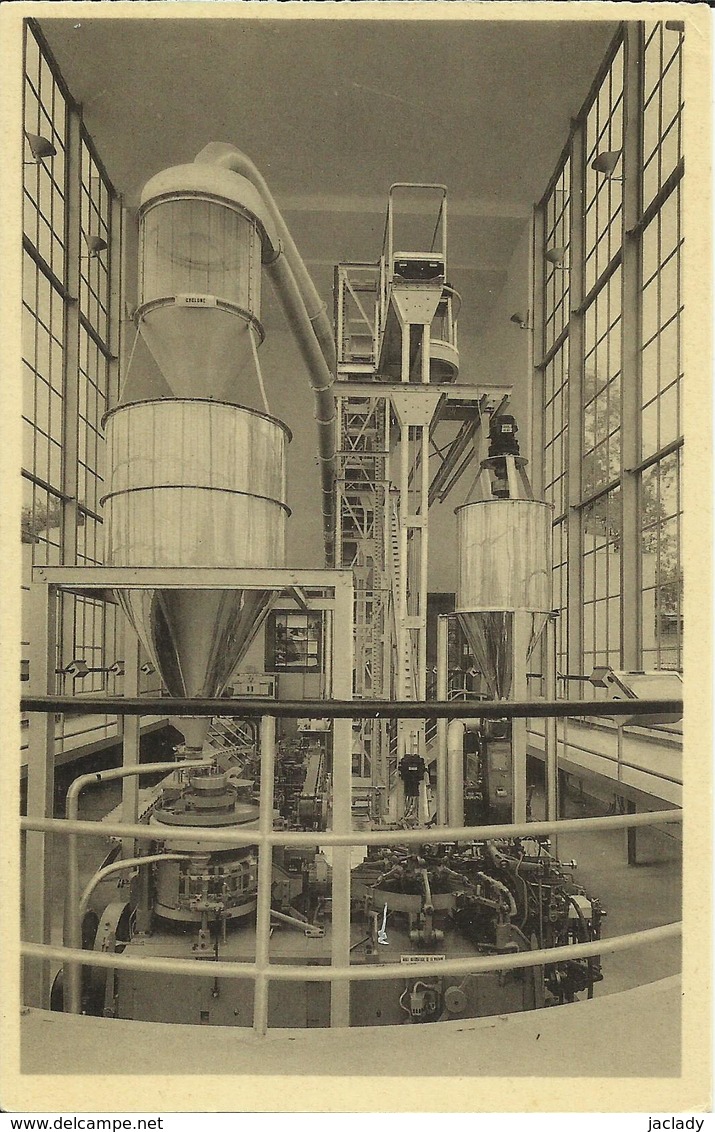 Pavillon Des Usines Remy à L' Exposition De Bruxelles 1935.   (2 Scans) - Wereldtentoonstellingen