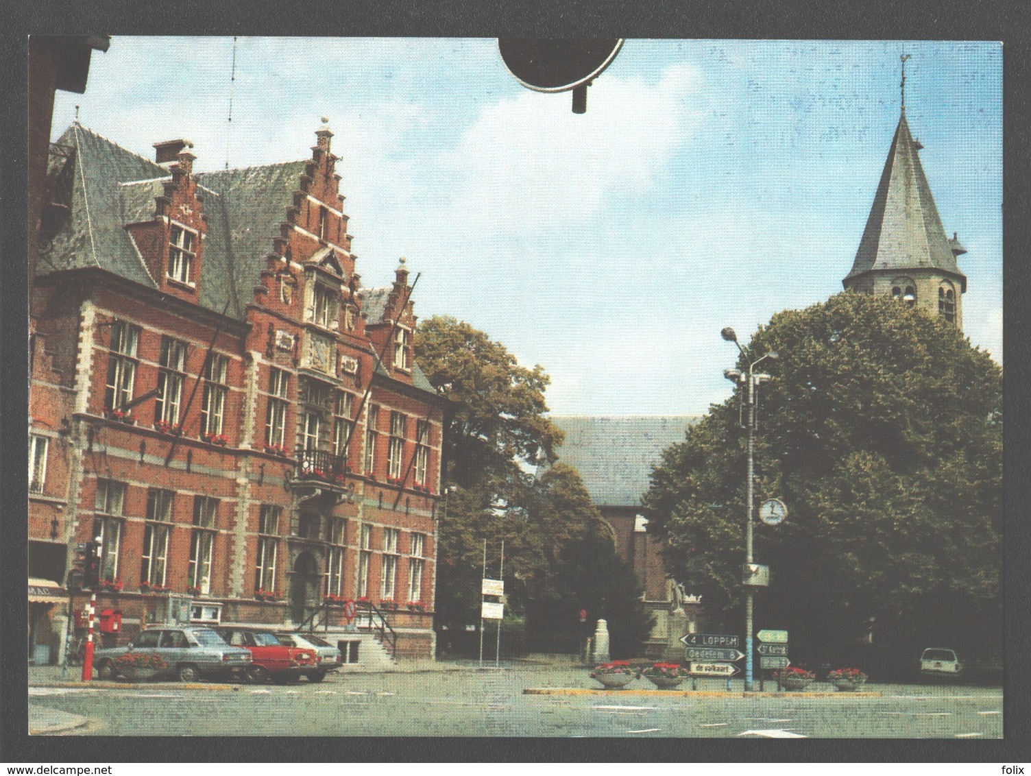 Oostkamp - Kerk En Gemeentehuis - Vintage Cars - Beernem